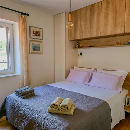 Boja Apartment *