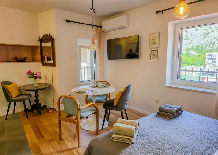 Boja Appartamento Omiš